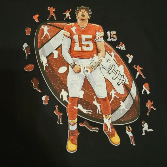Gildan Kansas City Chiefs Patrick Mahomes Tee - Picture 2 of 4
